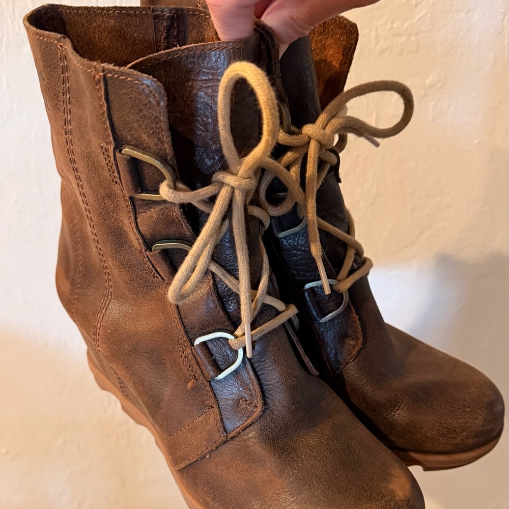 Sorel Joan of Arctic Wedge II - Size 9.5